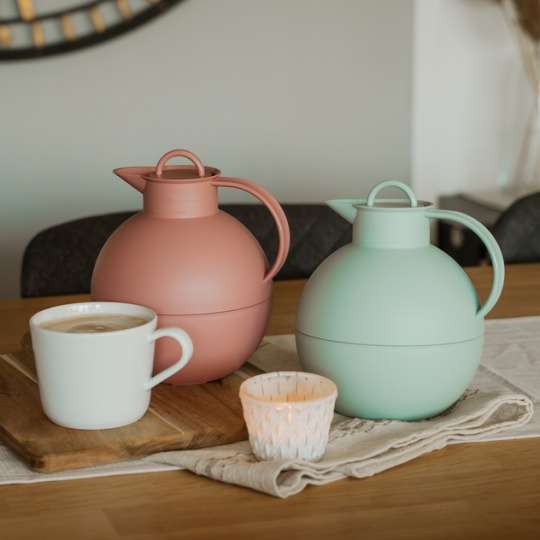 Kugel und Dan von alfi – Trendfarben ash rose und silt green